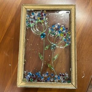 3-D HANDCRAFTED ART IN WOODEN FRAME.